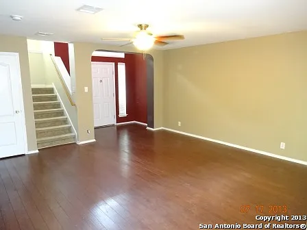 3 bed, 2.5 bath, 1704 sqft, $1,800 — Photo 3