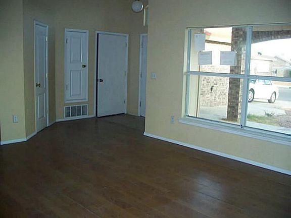 2nd image of 14573 Desierto Bello Ave