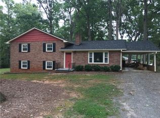 4469 Tekoa Ln, Winston Salem, NC 27105