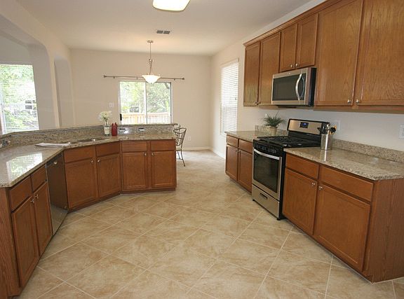 4th image of 514 Catanbo Ct