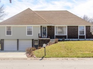 1105 NE 82nd St, Kansas City, MO 64118