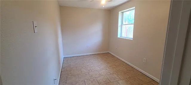 1381 Annette St #A — Photo 5