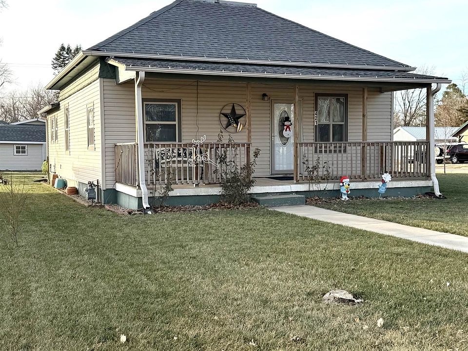 1st image of 421 Denver St