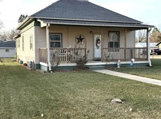 421 Denver St, Schuyler, NE 68661