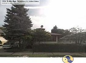 Nice backyard, Near all places,Nice blk