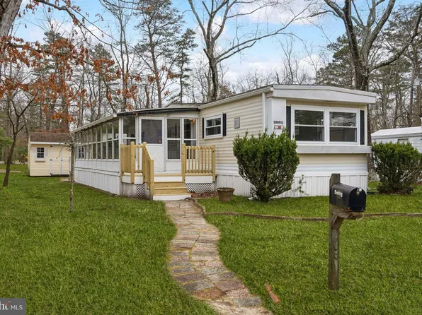 39 Cherry Ln, Tabernacle, NJ 08088