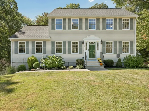 48 June St, Northbridge, MA 01534