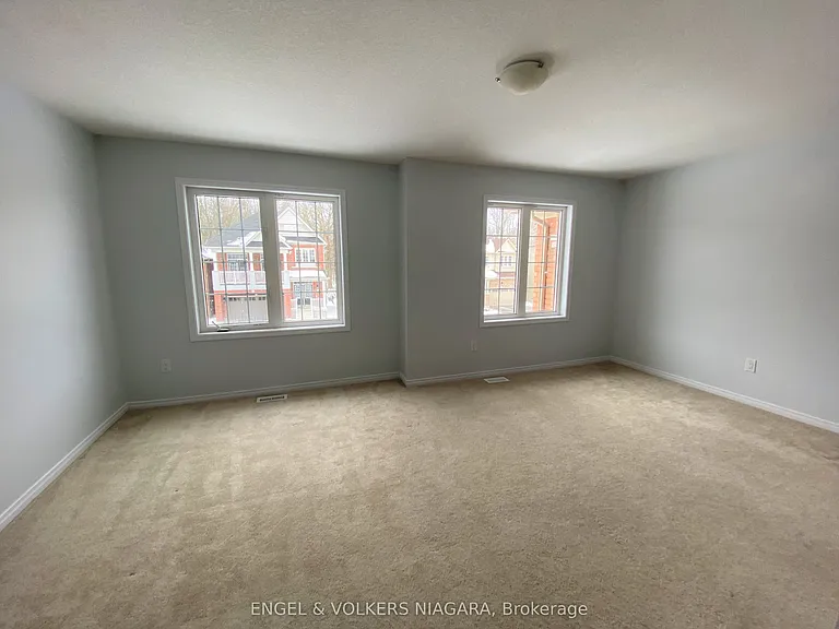 8576 Sweet Chestnut Dr — Photo 20