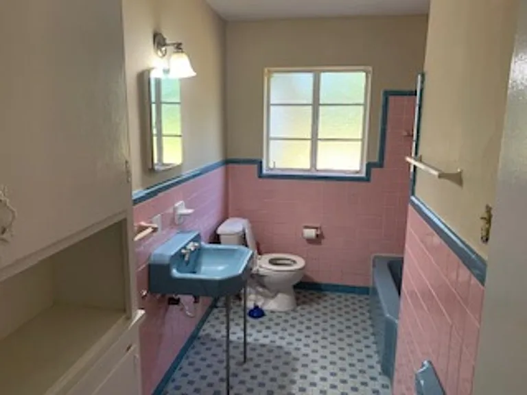 418 Durande Dr — Photo 10