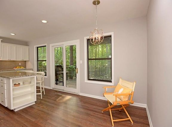 4th image of 3795 Cliff Crest Dr SE