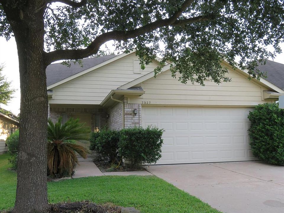 1st image of 7327 Parkland Manor Dr