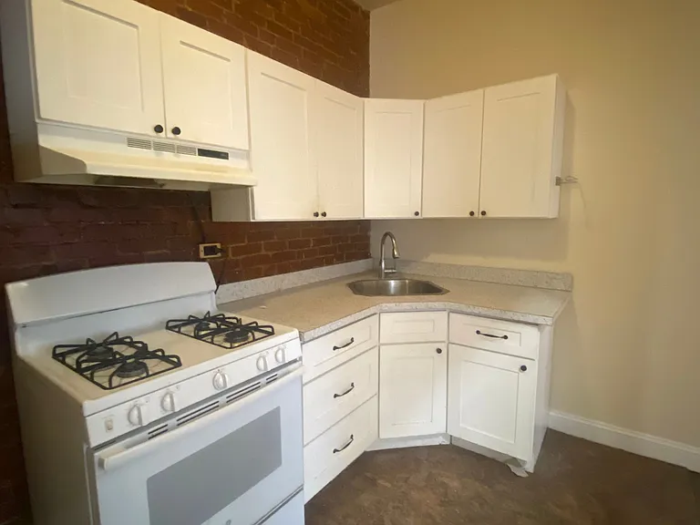 829 S 49th St #2 — Photo 6