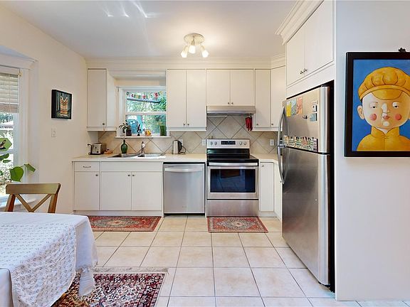 2nd image of 1085 Sansom Rd