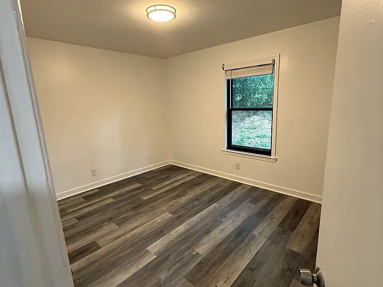 564 Springwoods Dr #2 — Photo 7