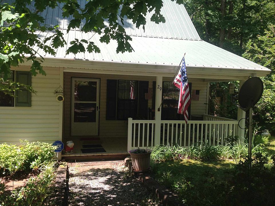 2nd image of 29 Apricot Dr