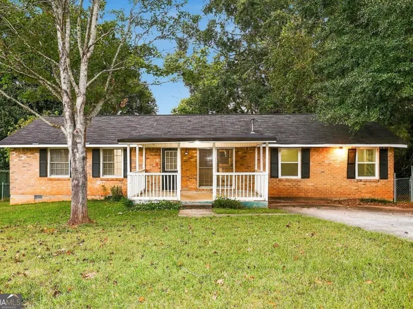 248 Essex Dr, Jonesboro, GA 30238