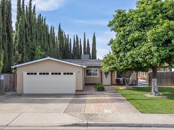 3824 Sierra St, Riverbank, CA 95367