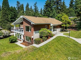 18609 41st Pl NE, Seattle, WA 98155