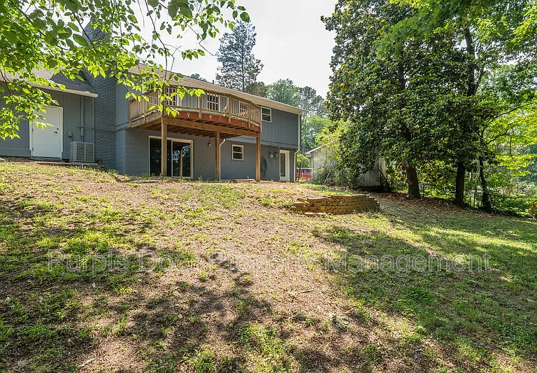 2369 Brenda Dr SE — Photo 34