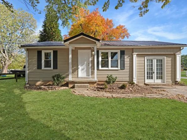 201 Moore Ave, Portland, TN 37148