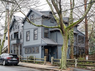 138 Pleasant St #138, Cambridge, MA, 02139