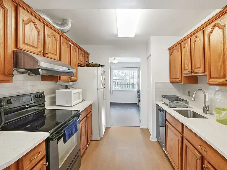 23 Honey Brook Ln — Photo 8