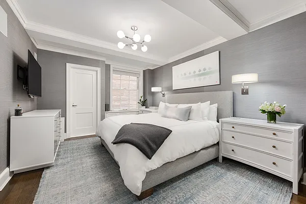 Sold by Corcoran | media 19