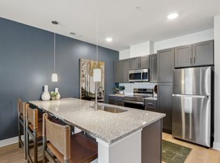 915 S Meridian St #C6D1E3BD9, Indianapolis, IN 46225