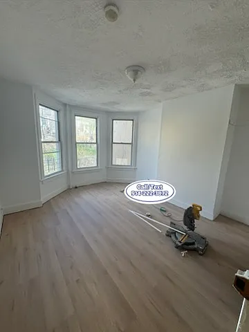 165 Linden St #3S — Photo 5