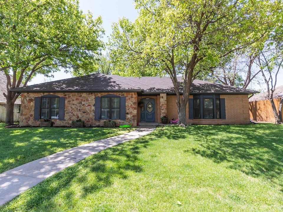 1st image of 6607 Kingsbury Dr
