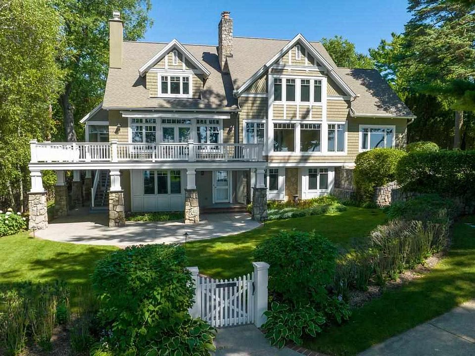 591 E Bluff Dr, Harbor Springs, MI 49740 Zillow