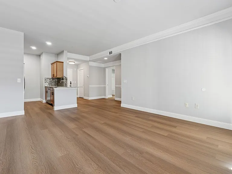 2700 Pine Tree Rd NE #1115 — Photo 13