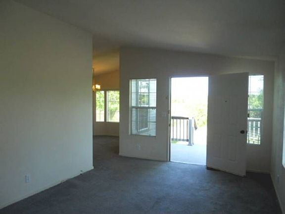 Living Room/nook
