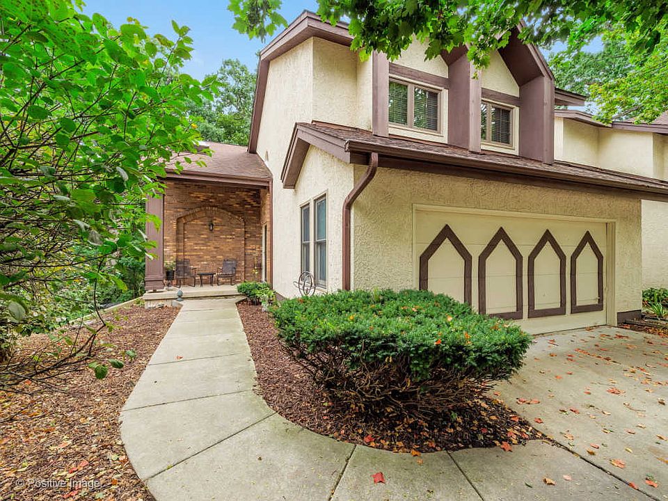 1st image of 1008 Braemoor Dr #1008