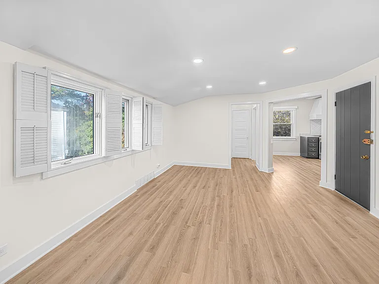 633 Glenview Ave — Photo 12