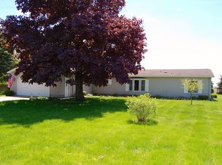 64337 Territorial Rd W, Hartford, MI 49057