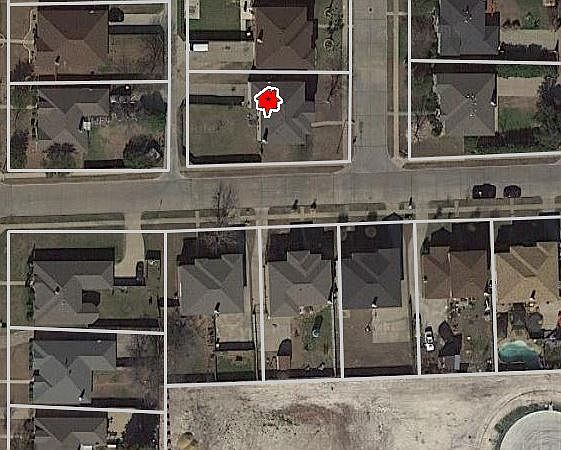 1st image of 1221 Highview Dr