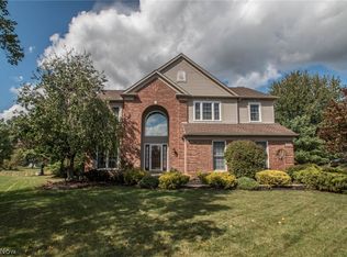 17846 Lyon Ln, Strongsville, OH