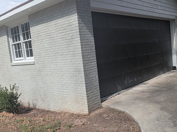 2nd image of 7039 Chimney Ridge Dr