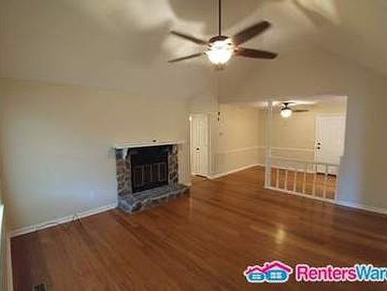 2nd image of 521 Sondra Dr