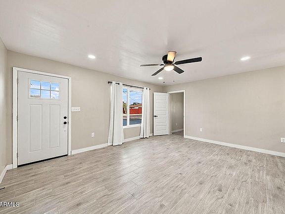 4th image of 5534 N 31ST Drive