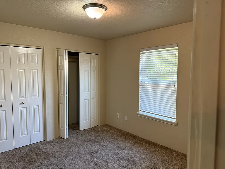 1672 SW Waterstone Dr — Photo 7
