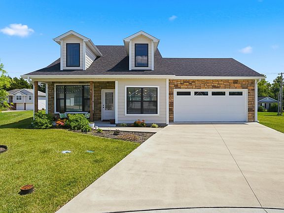 2nd image of 4604 Waxwing Ct