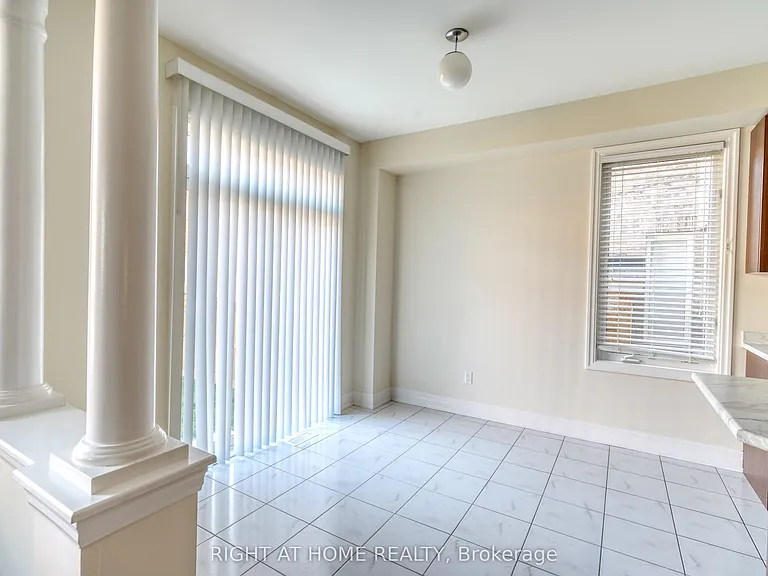17 Mercury Ave — Photo 11