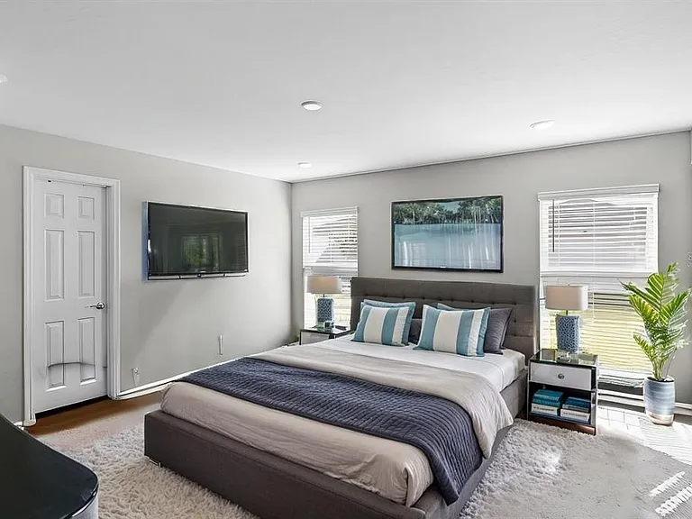 524 Scenic Bluff Blvd — Photo 12