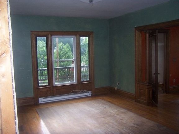 4th image of 103 McKinley Ave