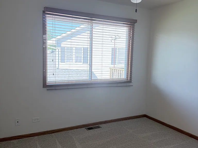 2333 Aster Dr — Photo 6