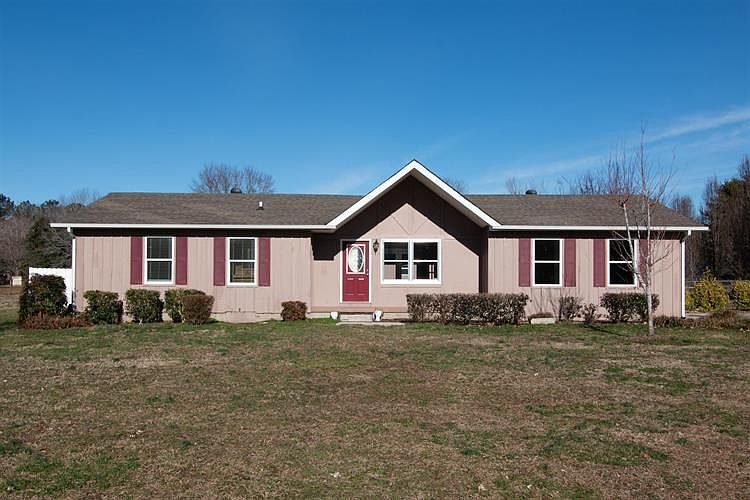 1st image of 486 Westwood Ln