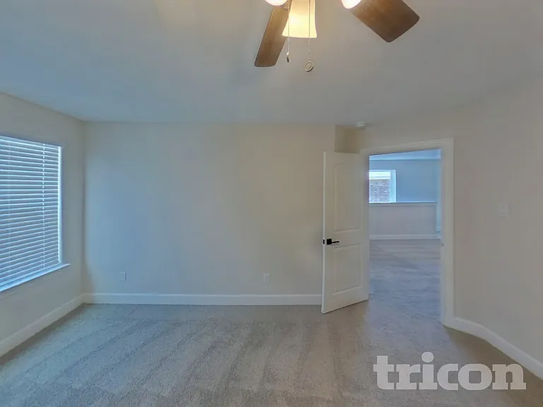 1106 Bullock Dr — Photo 18