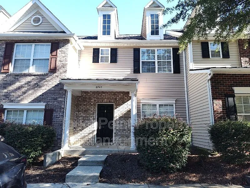 2 bed, 2.5 bath, 1167 sqft, $1,500 — Photo 1